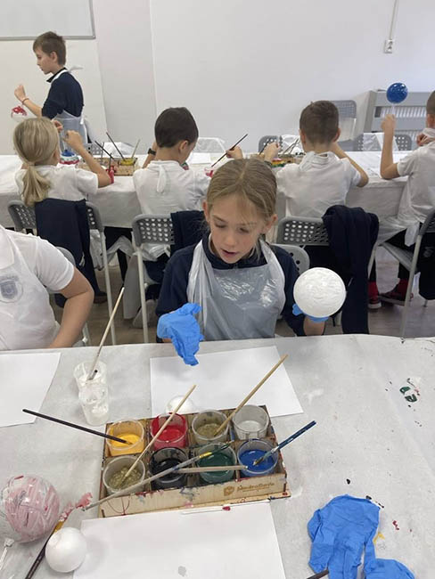 przygotowania do kiermaszu szkolnego