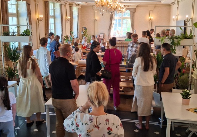 palac brzezina kampus montessori