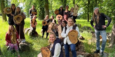 Clocks made from wood slices diy
